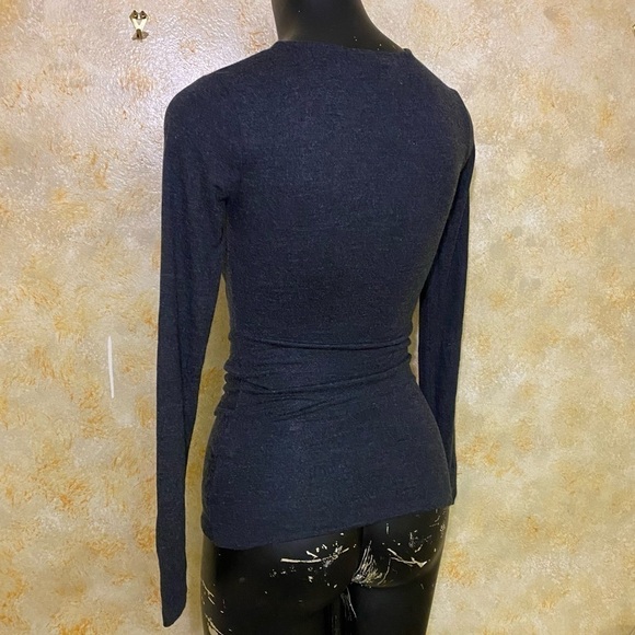 Banana Republic Charcoal Gray Side Ruched Long-sleeve Top - Picture 4 of 6